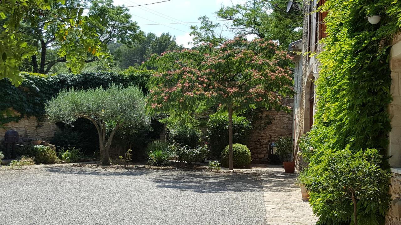 La Mejanenque Apartamento Vénéjan Exterior foto